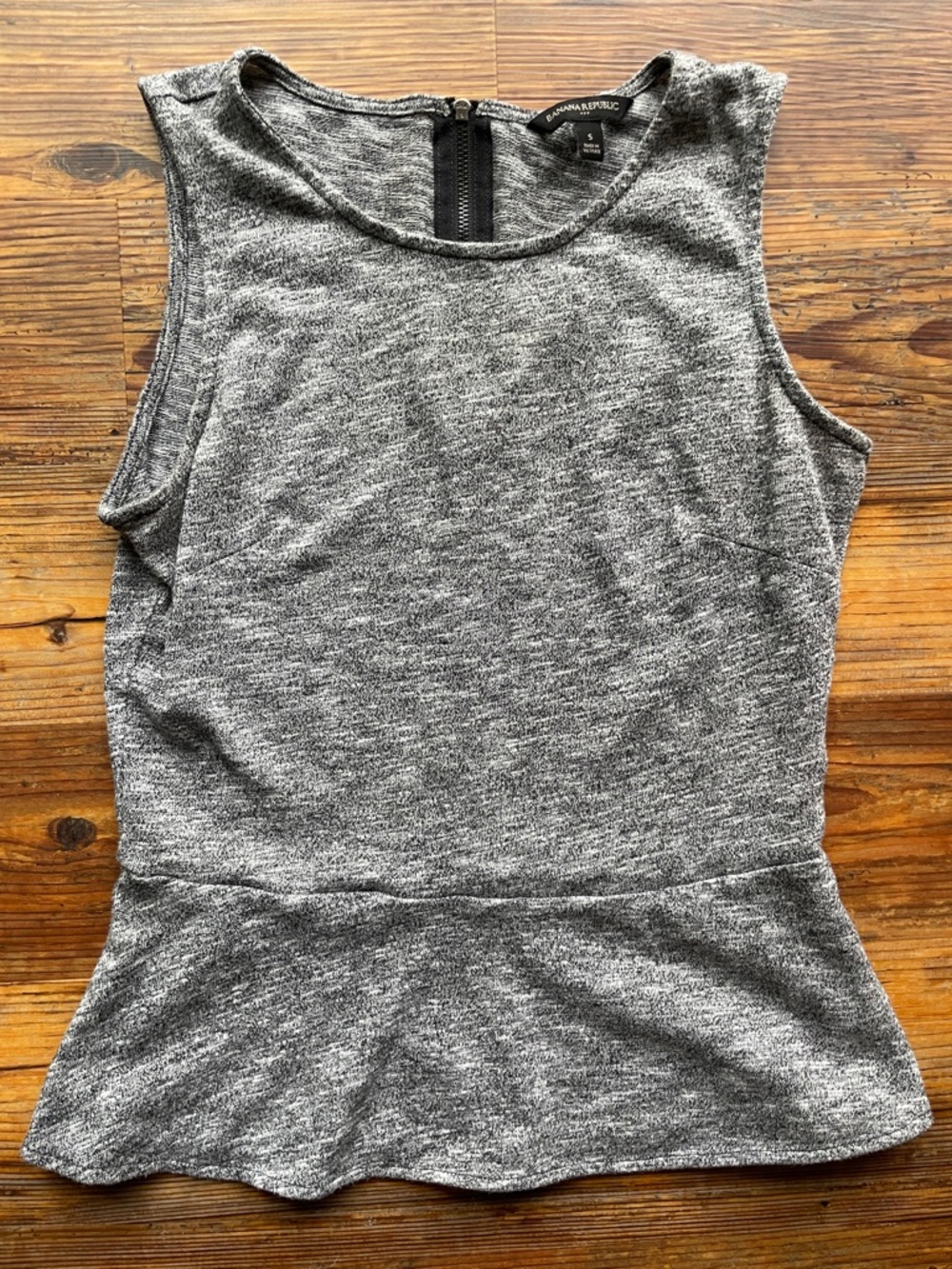 Banana Republic Heather Gray Sleeveless Peplum Tank